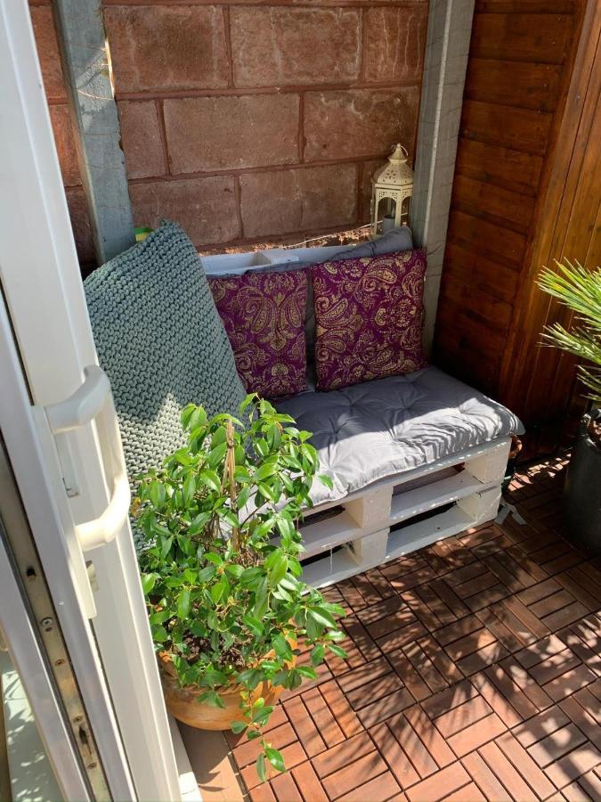 Pass The Keys Lovely 2Bedroom Flat With Balcony Edinburgh Exterior photo