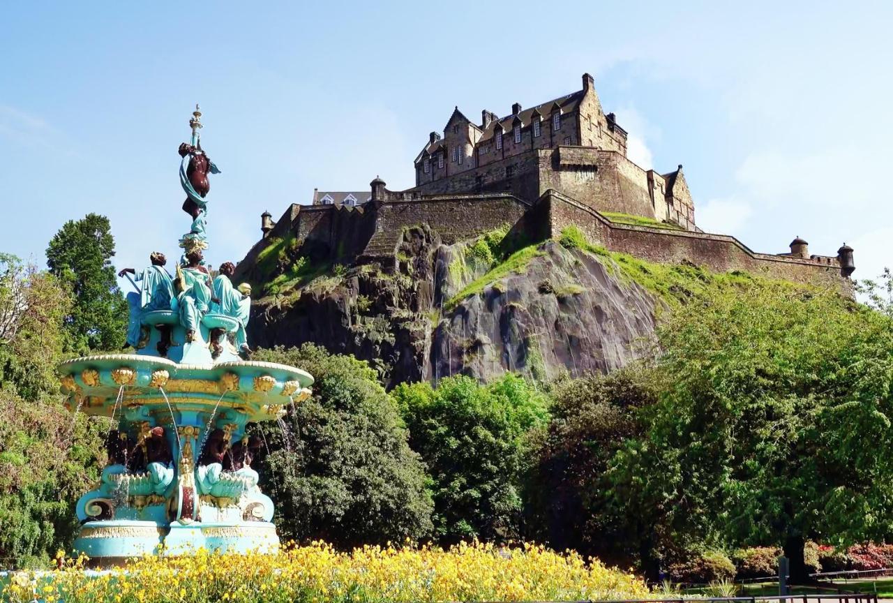 Pass The Keys Lovely 2Bedroom Flat With Balcony Edinburgh Exterior photo